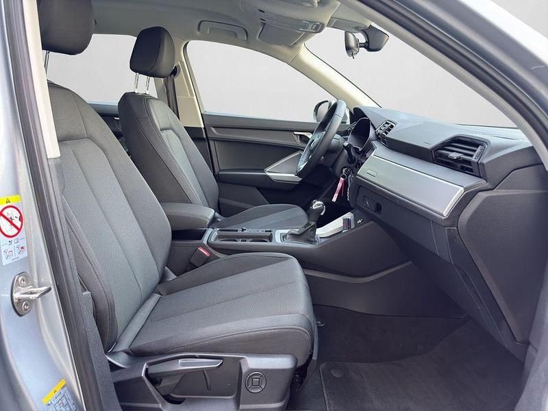 Gebraucht Audi Q3 Basis 150 PS (110 kW) 2025 Florettsilber metallic SUV