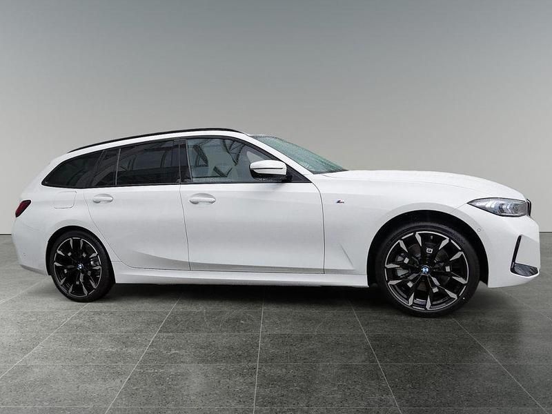 Neu BMW 330e M Sport 292 PS (214 kW) 2025 Weiß Kombi