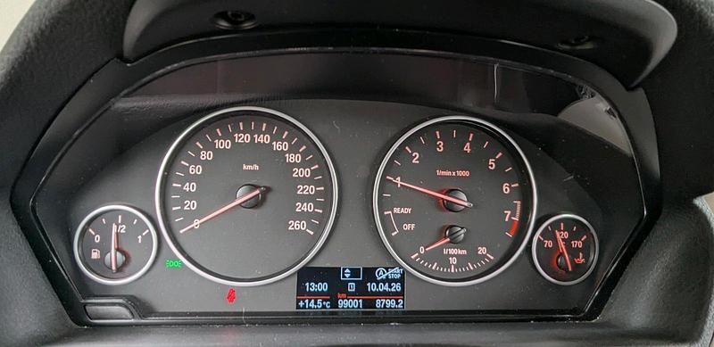 Gebraucht BMW 320 Advantage 189 PS (139 kW) 2018 Schwarz Kombi