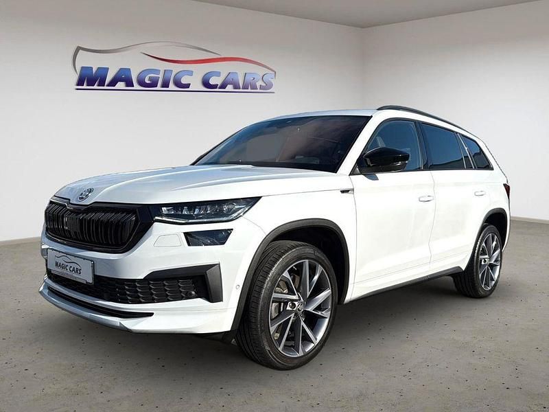 Weiß Gebraucht 2022 Skoda Kodiaq SportLine SUV | 41.900 € (Etwas zu teuer) - Bild 1/4