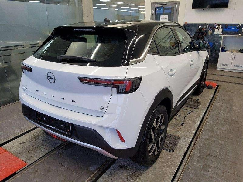 Gebraucht Opel Mokka-e Elegance 100 kW (136 PS) 2022 Jade weiss/arktis weiss SUV