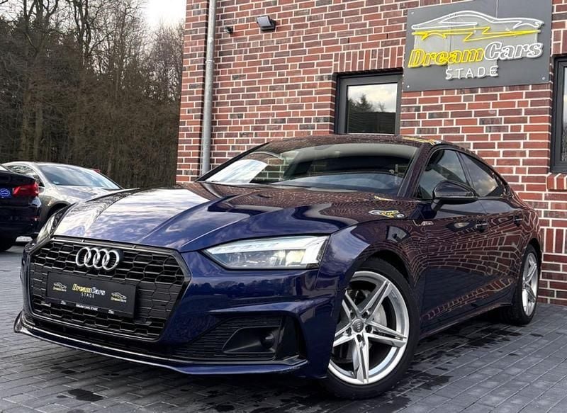 Blau Gebraucht 2020 Audi A5 Sportback S-Line Kleinwagen | 30.900 € (Guter Preis) - Bild 1/4