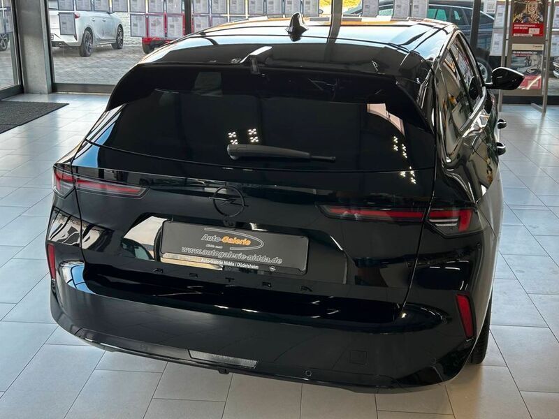 Gebraucht Opel Astra GS Line 131 PS (96 kW) 2024 Schwarz Kleinwagen