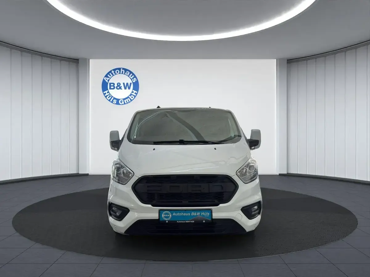 Gebraucht Ford Transit Custom Trend 105 PS (77 kW) 2020 Weiß Van / Kleinbus