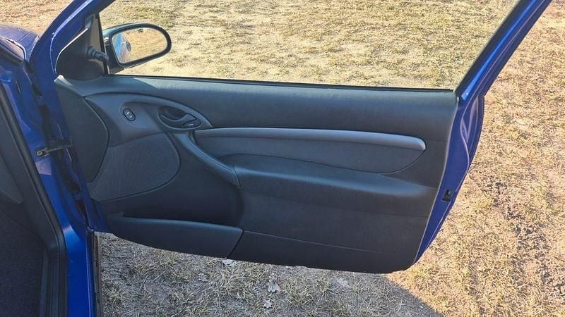 Gebraucht Ford Focus 75 PS (55 kW) 1998 Violet Limousine