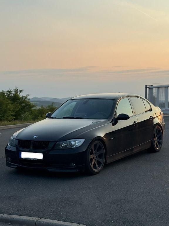 Schwarz Gebraucht 2007 BMW 325 Performance Limousine | 5.799 € (Superpreis) - Bild 1/4