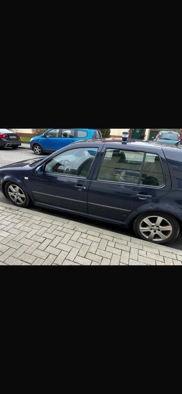 Blau Gebraucht 2000 VW Golf IV Kleinwagen | 600 € (Superpreis) - Bild 1/4