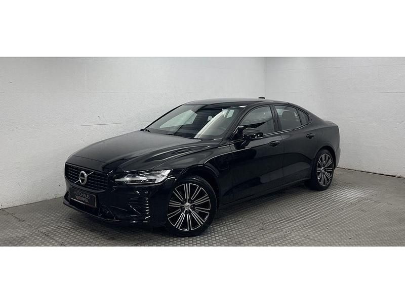 Black solid stone Gebraucht 2020 Volvo S60 Limousine | 29.399 € (Fairer Preis) - Bild 1/4