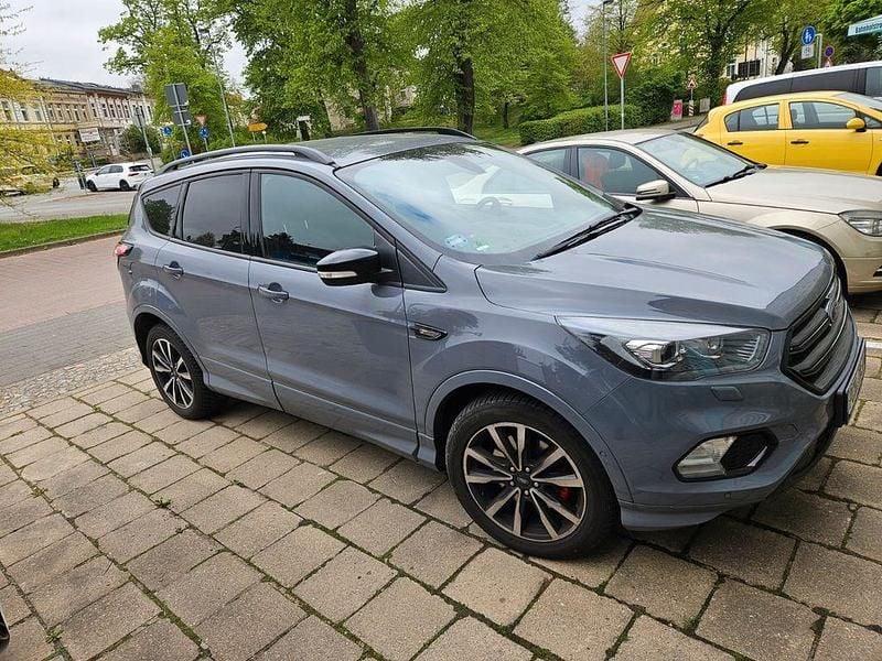 Grau Gebraucht 2020 Ford Kuga ST-Line SUV | 15.900 € (Superpreis) - Bild 1/4