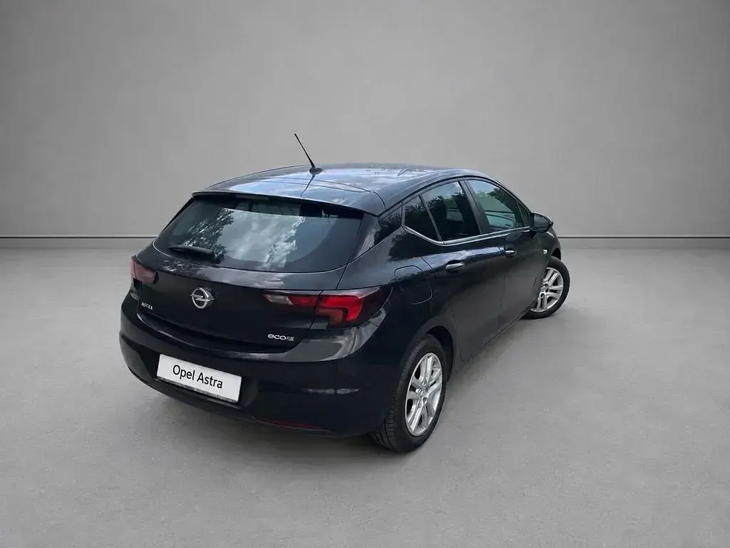 Gebraucht Opel Astra Active 105 PS (77 kW) 2016 Schwarz Limousine