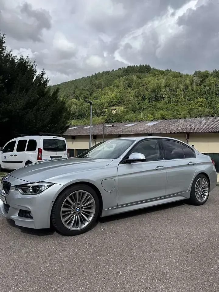Używany BMW 330e iPerformance 184 KM (135 kW) 2018 Sedan/Limuzyna