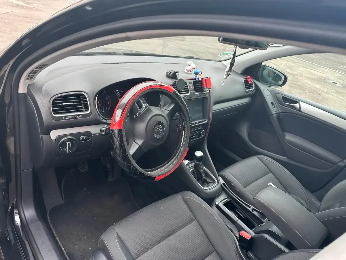 Nouvelle VW Golf 160 ch (117 kW) 2025 Noir Coupé