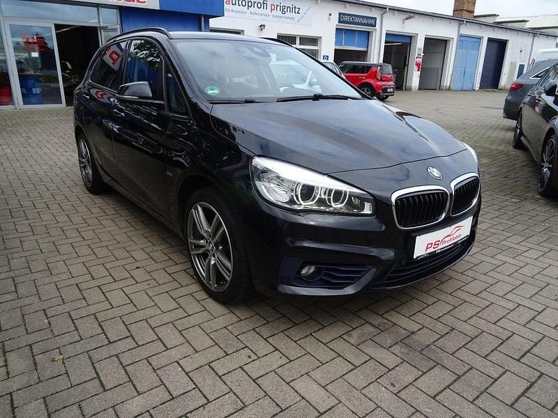 Gebraucht BMW 218 Sport Line 150 PS (110 kW) 2017 Schwarz Limousine