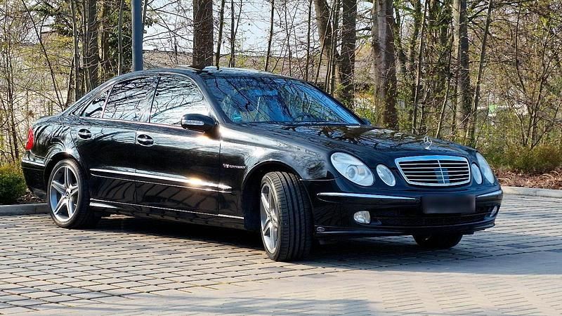 Gebraucht Mercedes E500 306 PS (225 kW) 2005 Schwarz Limousine