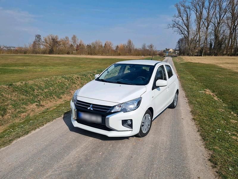 Gebraucht Mitsubishi Space Star 71 PS (52 kW) 2020 Weiß Kleinwagen