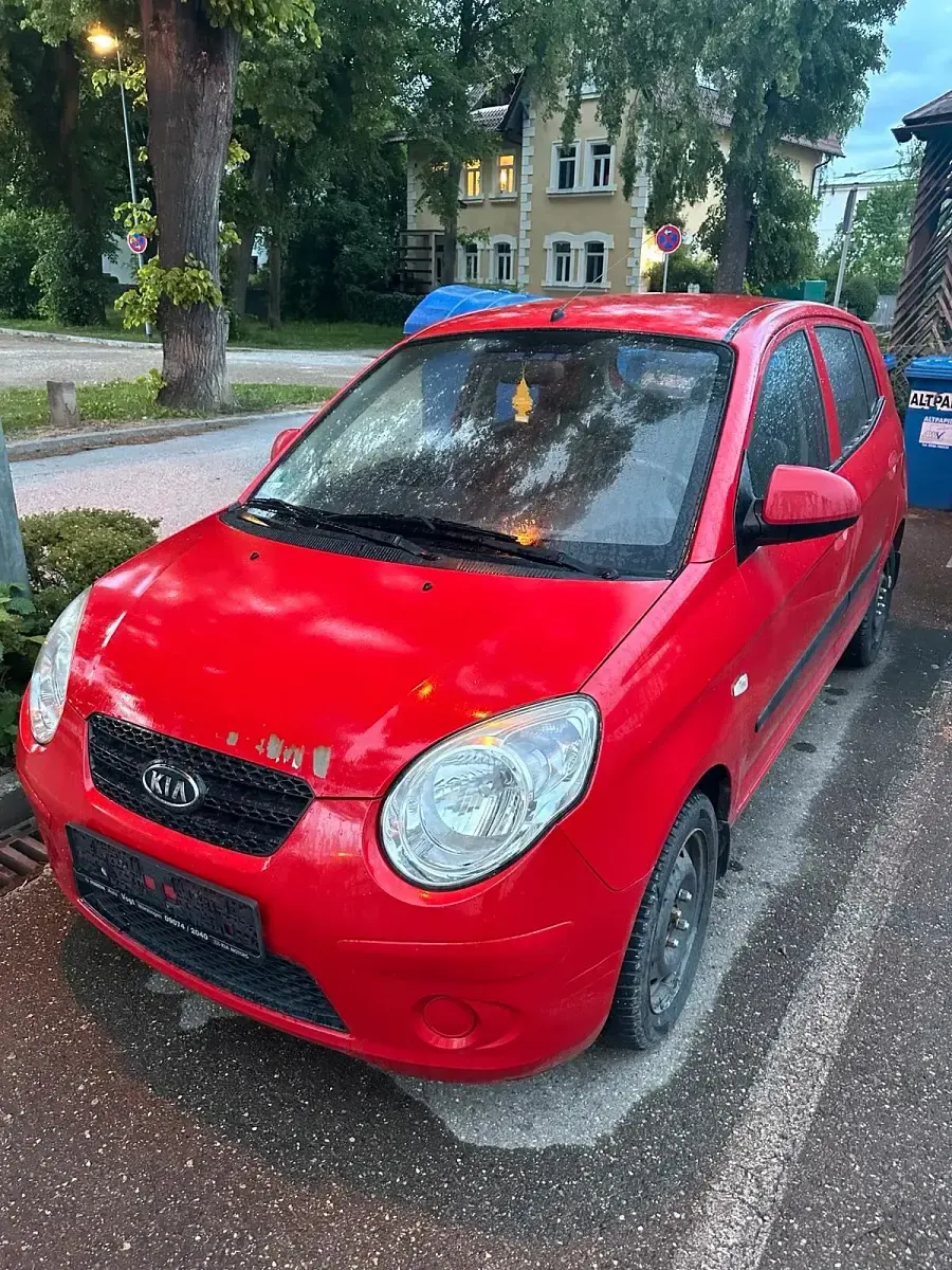 Używany Kia Picanto 65 KM (47 kW) 2009 Czerwony Hatchback