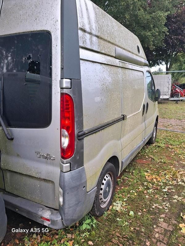 Gebraucht 2010 Renault Trafic Van | 700 € (Superpreis) - Bild 1/4