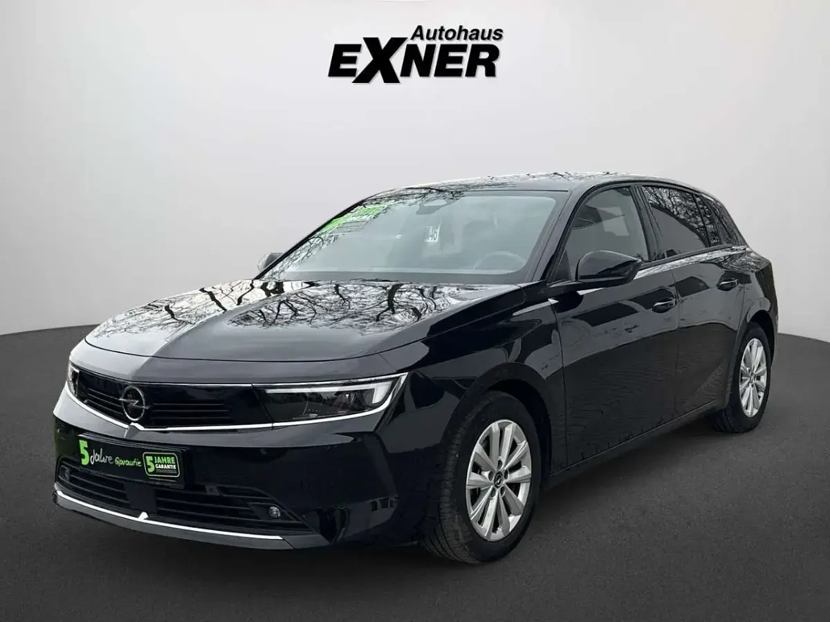 Gebraucht Opel Astra Enjoy 131 PS (96 kW) 2023 Schwarz Limousine