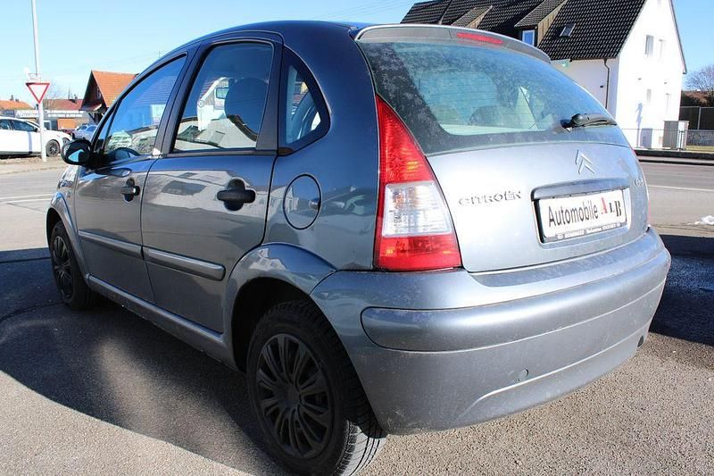 Gebraucht Citroën C3 Tonic 60 PS (44 kW) 2009 Grau Limousine