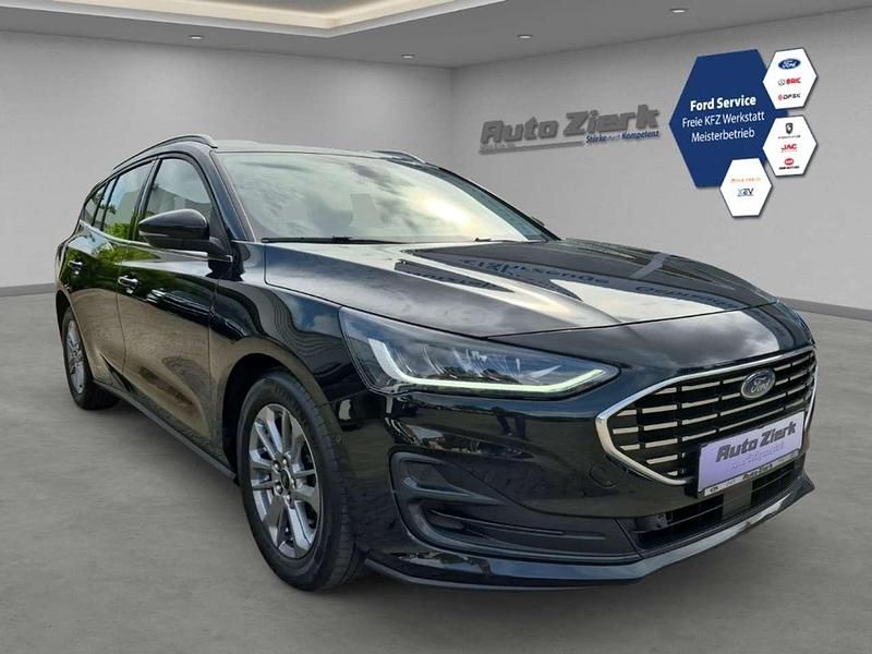 Używany Ford Focus Titanium 116 KM (85 kW) 2023 Czarny Kombi