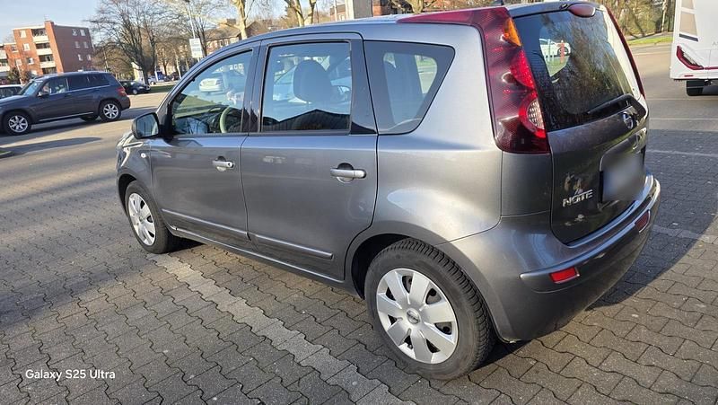 Gebraucht Nissan Note 110 PS (80 kW) 2011 Grau Kleinwagen