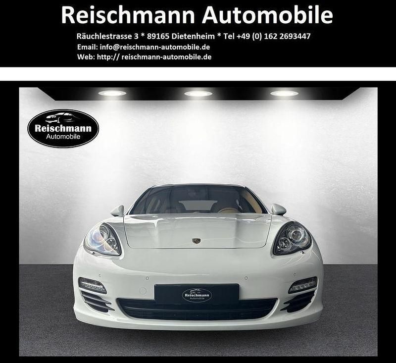 Weiß Gebraucht 2012 Porsche Panamera 4S Limousine | 33.280 € (Etwas zu teuer) - Bild 1/4