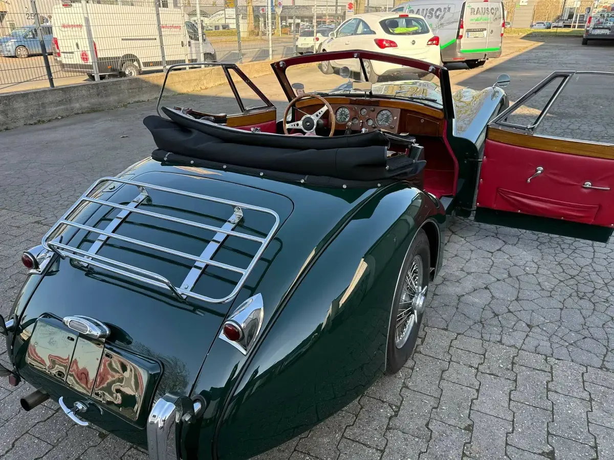 Gebraucht Jaguar XK 162 PS (119 kW) 1953 Grün Cabrio