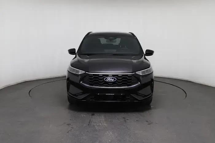 Gebraucht Ford Kuga ST-Line 190 PS (139 kW) 2025 Schwarz, obsidianschwarz metallic (pn4gm0) SUV