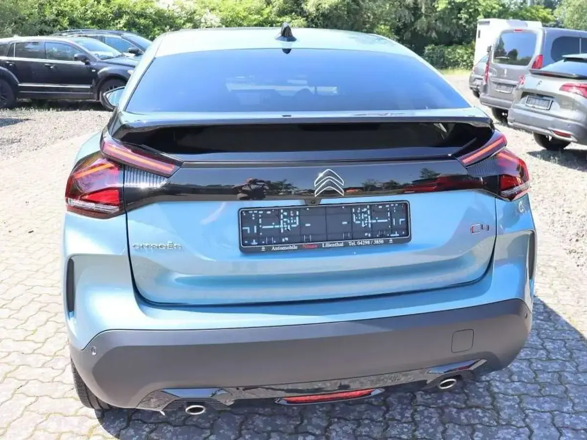 Gebraucht Citroën C4 PureTech 131 PS (96 kW) 2023 Island blau SUV