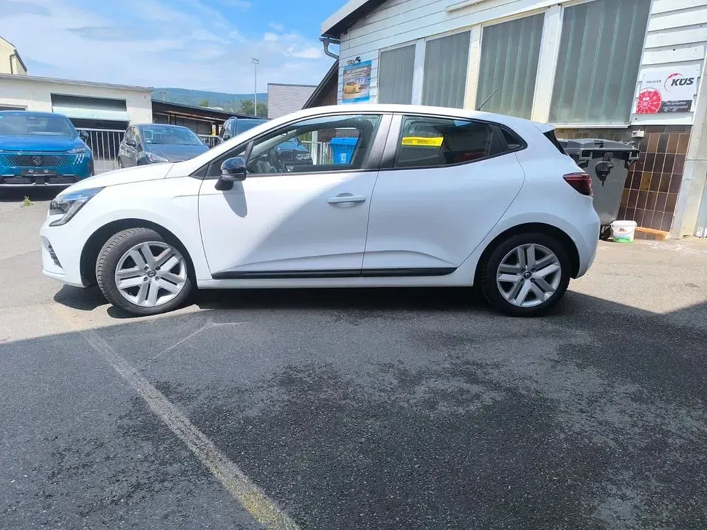 Gebraucht Renault Clio Business 91 PS (66 kW) 2022 Weiß Kleinwagen