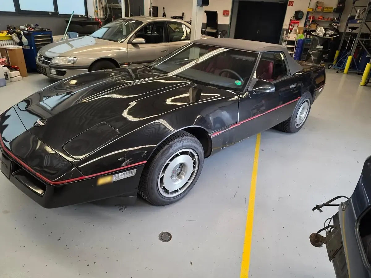 Gebraucht Chevrolet Corvette C4 301 PS (221 kW) 1991 Schwarz Cabrio