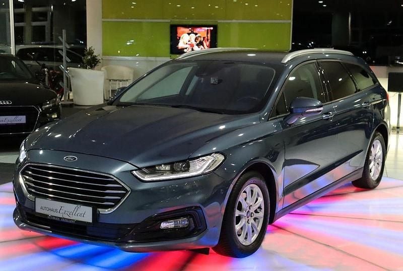 Blau Gebraucht 2020 Ford Mondeo Limousine | 15.750 € (Etwas zu teuer) - Bild 1/4