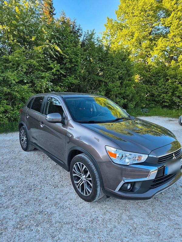 Braun Gebraucht 2016 Mitsubishi ASX Top SUV | 7.600 € (Guter Preis) - Bild 1/4