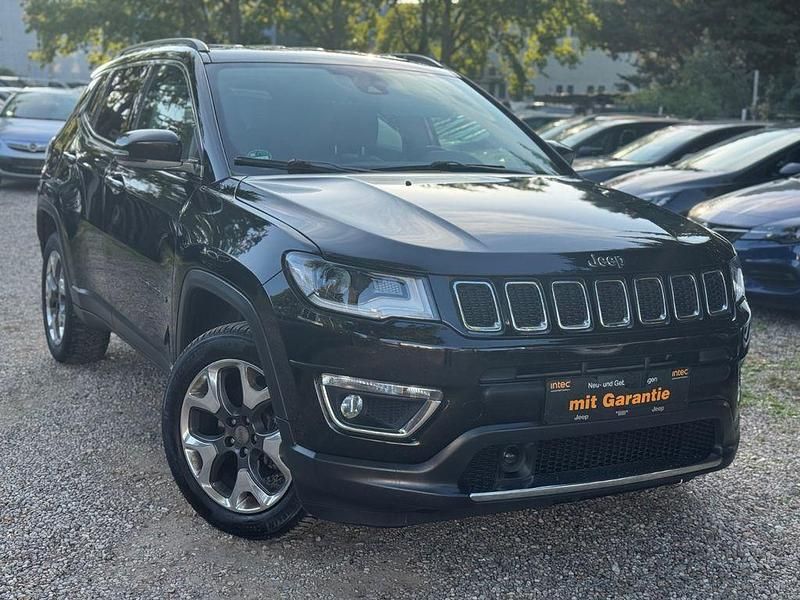 Schwarz Gebraucht 2020 Jeep Compass Limited SUV | 16.790 € (Etwas zu teuer) - Bild 1/4