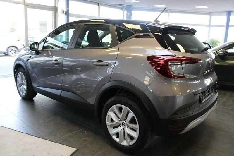 Gebraucht Renault Captur Evolution 140 PS (102 kW) 2023 Grau SUV