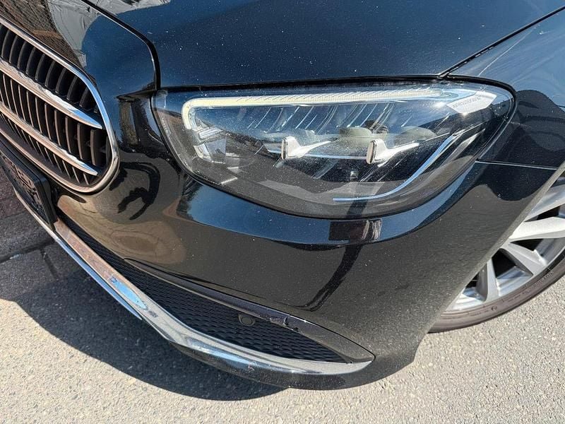 Gebraucht Mercedes E200 Avantgarde 160 PS (117 kW) 2021 Schwarz Kombi