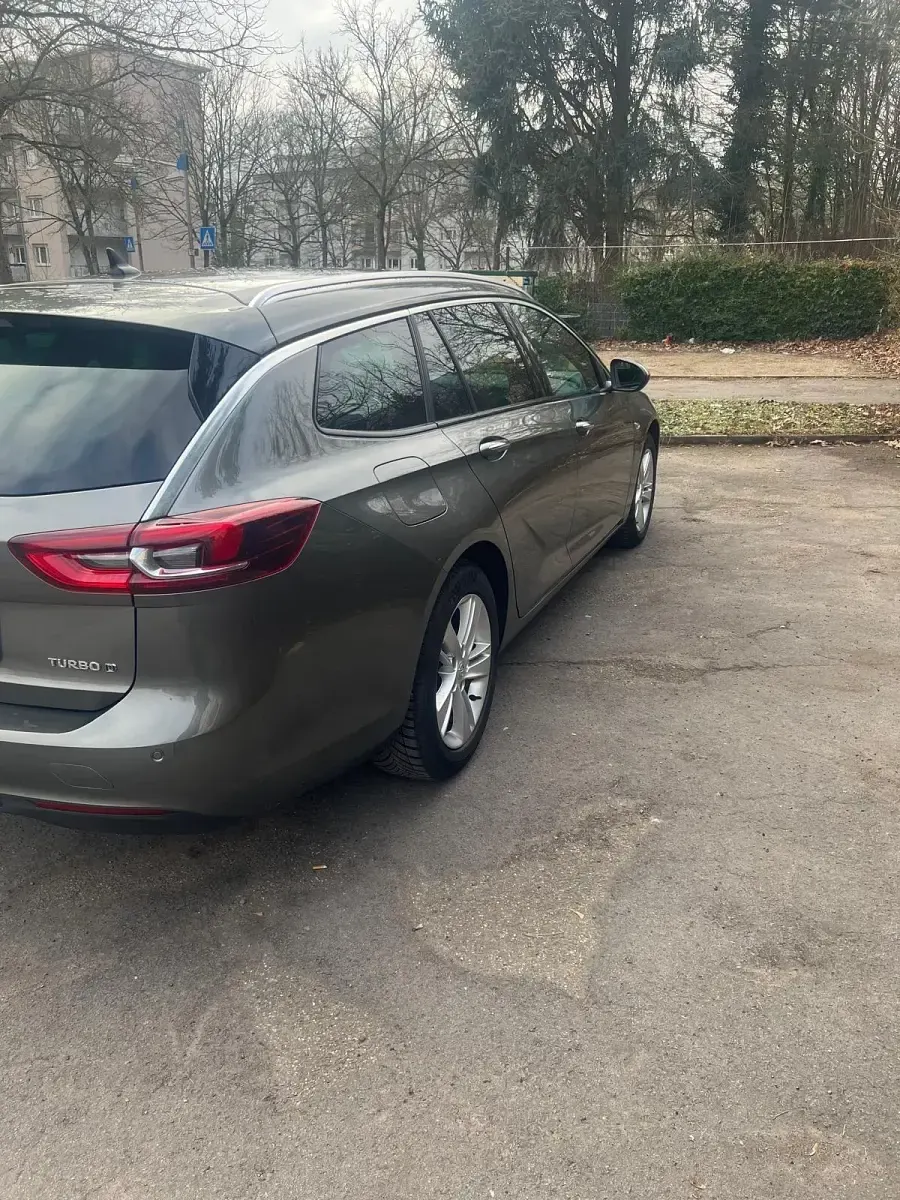 Gebraucht Opel Insignia 170 PS (125 kW) 2018 Grau Kombi