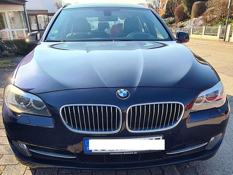 Gebraucht BMW 520 Efficient Dynamics 184 PS (135 kW) 2013 Blau Kombi