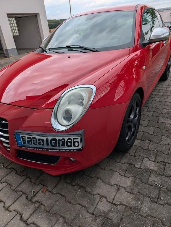 Rot Gebraucht 2008 Alfa Romeo MiTo Kleinwagen | 3.100 € (Guter Preis) - Bild 1/4