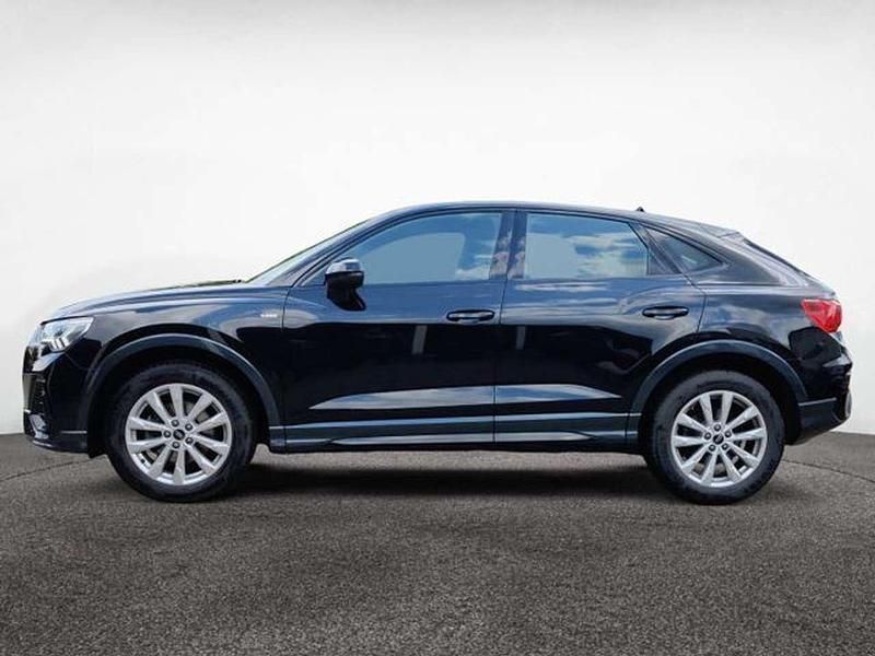 Gebraucht Audi Q3 S-Line 150 PS (110 kW) 2023 Mythosschwarz metallic SUV