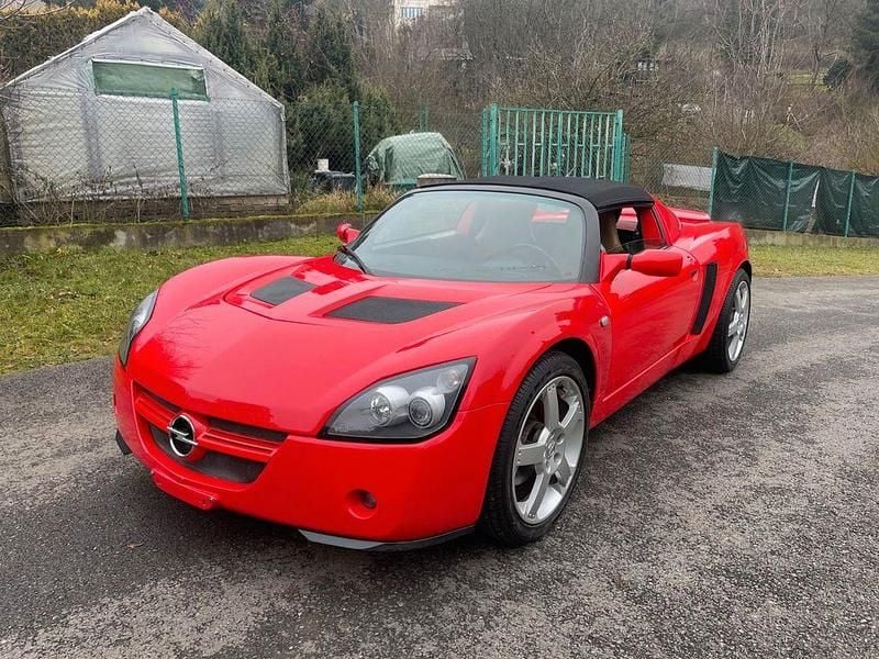 Gebraucht Opel Speedster 147 PS (108 kW) 2001 Rot Cabrio