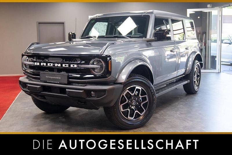 Carbonized gray/asher gray Neu 2025 Ford Bronco Outer Banks SUV | 52.990 € - Bild 1/4