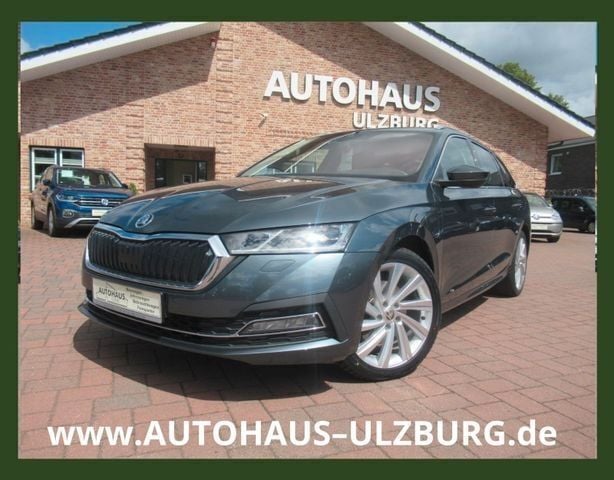 Grau Gebraucht 2022 Skoda Octavia Style Kombi | 21.900 € (Guter Preis) - Bild 1/4