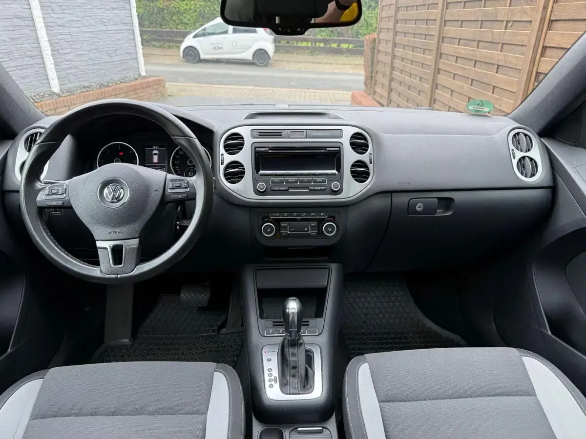 Gebraucht VW Tiguan Life 177 PS (130 kW) 2013 Schwarz SUV