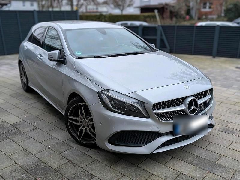 Gebraucht Mercedes A200 AMG line 156 PS (114 kW) 2015 Silber Limousine