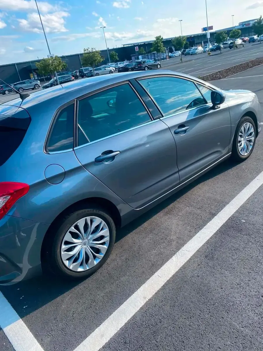 Gebraucht Citroën C4 2011 Grau Kleinwagen