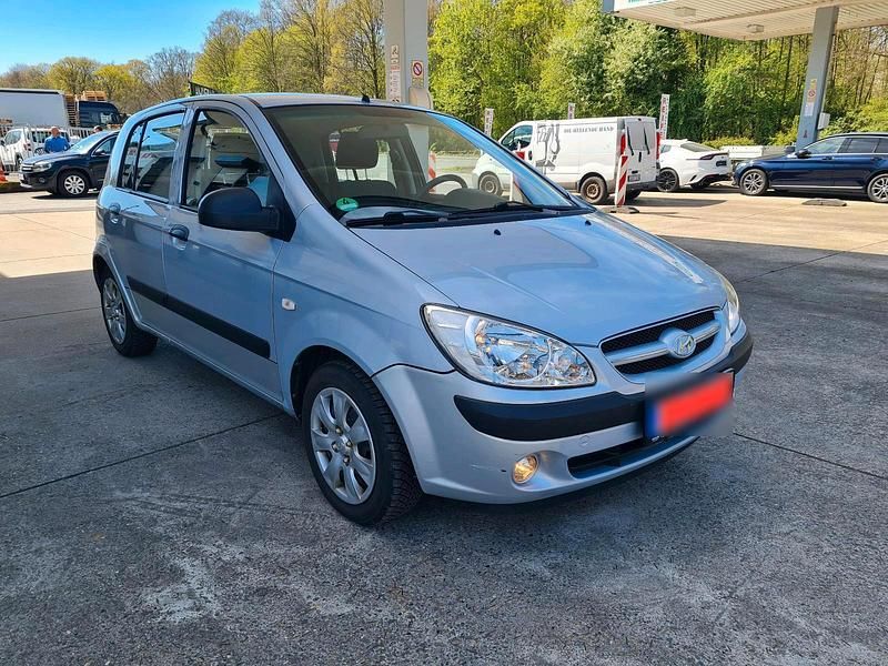 Gebraucht Hyundai Getz 67 PS (49 kW) 2009 Silber Kleinwagen