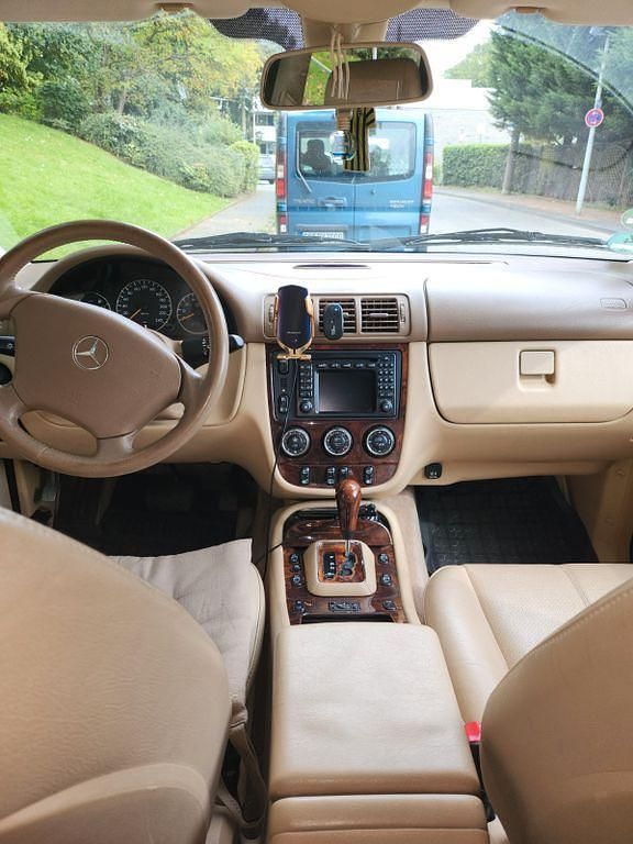 Gebraucht Mercedes ML350 235 PS (172 kW) 2004 Schwarz SUV