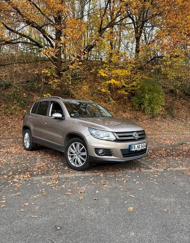 Gold Gebraucht 2012 VW Tiguan SUV | 14.499 € (Teuer) - Bild 1/4