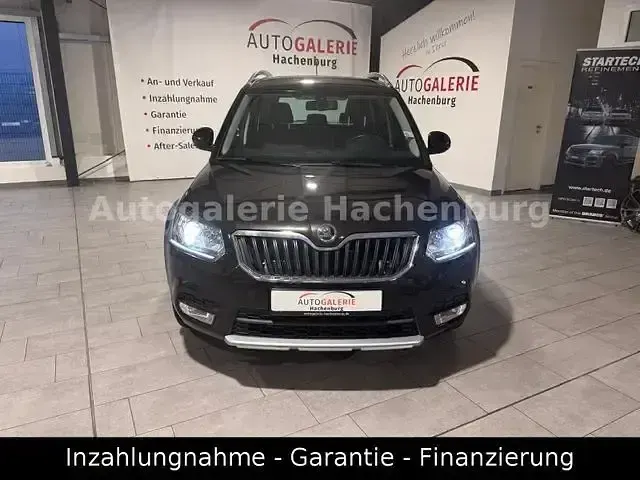 Gebraucht Skoda Yeti LAURIN & KLEMENT 140 PS (102 kW) 2015 Braun SUV